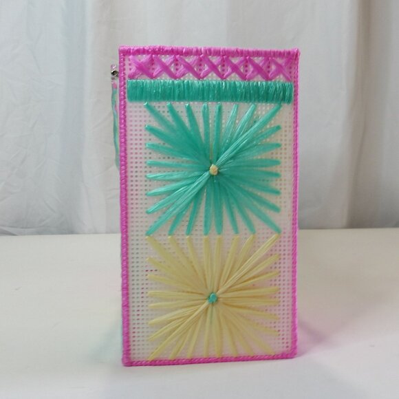 Raffia Ribbon Plastic Canvas Tote Bag With Handles Spring/Summer Floral Design - Picture 5 of 10